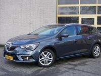 tweedehands Renault Mégane IV Estate 1.5 dCi Eco2 Zen BJ2017 Led | Trekhaak | Navi | Climate control | Cruise control | Getint glas.