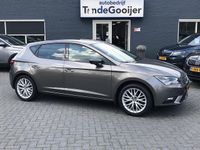 Occasion Seat Leon Business 110 PK (80 kW) 2017 Grijs Hatchback
