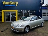 Occasion Toyota Avensis Sol 129 PK (94 kW) 2003 Grijs Sedan