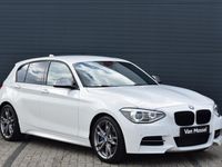 tweedehands BMW M135 1-SERIE i xDrive High Executive 320pk | Harman & Kardon | Navigatie | Stoelverwarming | Leder | Parkersensoren