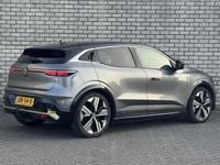 Occasion Renault Megane E-Tech Iconic 160 kW (218 PK) 2022 Twotone gris schiste (kqg) & noir étoilé (gne) Hatchback