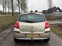 Occasion Renault Clio II Dynamique 112 PK (82 kW) 2007 Beige Hatchback