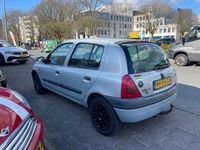 tweedehands Renault Clio II 1.4 RT, leuke auto met een nieuwe APK rijdt perfect