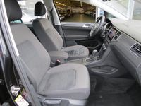 tweedehands VW Golf Sportsvan 1.5 TSI -150pk- Automaat / Navi / LED / Comfortzetels / Adaptive Cruise / App Connect