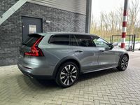 tweedehands Volvo V60 CC B5 AWD Pro | ACC | BLIS | Leder | 19 Inch | harman