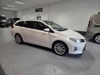Occasion Toyota Auris Touring Sports 99 PK (72 kW) 2013 Wit (metallic) Stationwagen