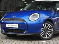 Occasion Mini Cooper Classic 135 kW (184 PK) 2024 Blauw (metallic) Hatchback