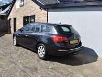 tweedehands Opel Astra 1.7 CDTI BUSINESS + Navi, Cruise, Trekhaak