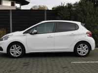 tweedehands Peugeot 208 1.2 PureTech 82PK Signature Navigatie Cruise Cont