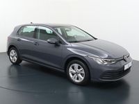 tweedehands VW Golf VIII 1.0 TSI Life | 110 PK | Achteruitrijcamera | Adaptieve Cruise Control | Digitaal display |