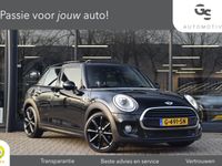 tweedehands Mini Cooper 1.5 Chili Serious Business met Pano/nav/led