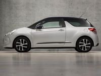 tweedehands Citroën DS3 1.2 VTi So Chic (NAVIGATIE, LOGISCH NAP, CLIMATE, GETINT GLAS, ZWART HEMEL, SPORTSTOELEN, ALCANTARA, BLUETOOTH, NIEUWE APK, NIEUWSTAAT)