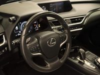 tweedehands Lexus UX 300e Luxury 54 kWh PANORAMA KANTELDAK - VERWARMDE EN GEVENTILEERDE VOORSTOELEN - APPLE CARPLAY/ANDROID AUTO - PDC SENSOREN