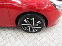 Occasion Opel Corsa 101 PK (74 kW) 2024 Rood Hatchback
