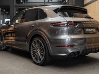 tweedehands Porsche Cayenne Turbo S Hyrbid Burmester Sport Design Pakket TV Sc