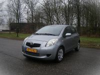 Occasion Toyota Yaris Sol 87 PK (63 kW) 2006 Grijs (metallic) Hatchback