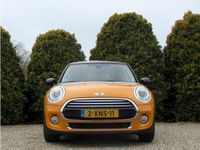 tweedehands Mini Cooper 1.5 First Born Edition / Navi / LED