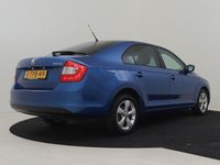 Occasion Skoda Rapid Elegance 104 PK (76 kW) 2014 Blauw Hatchback