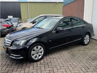 tweedehands Mercedes C200 Avantgarde/LED/Dealer onderhouden