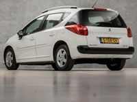 tweedehands Peugeot 207 1.4 VTi Deluxe Sport (PANORAMADAK, LM VELGEN, C