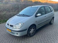 Occasion Renault Scénic 139 PK (102 kW) 2000 Grijs MPV