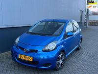 Occasion Toyota Aygo Comfort 68 PK (50 kW) 2011 Blauw Hatchback