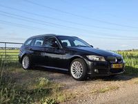 Occasion BMW 325 Luxury Line 218 PK (160 kW) 2011 Zwart Stationwagen