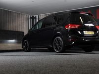 tweedehands VW Touran 1.5 TSI R Line 7p / AUT / Navi / Ecc / Acc / F1 Flippers / Camera / Led / Pdc / 17 Inch