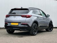 tweedehands Opel Grandland X 1.6 Turbo 225PK Hybrid GS Line Automaat met Navi/C