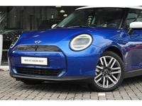 Occasion Mini Cooper Classic 11 kW (15 PK) 2024 Blauw Hatchback