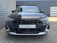Nieuw Audi A3 e-tron Advanced 204 PK (150 kW) 2025 Grijs Hatchback