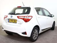 tweedehands Toyota Yaris 1.5 Hybrid Design Limited Parkeercamera Bluetoot