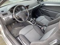 tweedehands Opel Astra GTC 1.6 Edition Airco Cruise Control & Trekhaak–