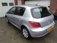 tweedehands Peugeot 307 1.4 XR 5 deurs