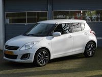 tweedehands Suzuki Swift 1.2 Exclusive Navi half leer alcantara Stoelverwarming LMV Parelmoer lak