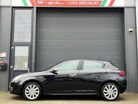 tweedehands Alfa Romeo Giulietta 1.4 Turbo 170PK Distinctive TCT Automaat Clima/Cruise/Xenon/Stoelverw.