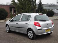 Occasion Renault Clio II 75 PK (55 kW) 2008 Grijs Hatchback