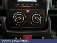 tweedehands Peugeot Boxer 2.0 BlueHDI L1H1 Euro6 Airco | Navigatie | Camera | Cruisecontrol Parkeersensoren, LED, Bluetooth-telefoonvoorbereiding