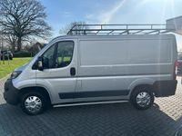 tweedehands Peugeot Boxer 330 2.2 HDI L1H2 XT