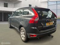 tweedehands Volvo XC60 2.0 D4 Summum dealer geleverd en onderhouden