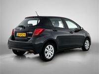 Occasion Toyota Yaris Hybrid 99 PK (72 kW) 2016 Zwart Hatchback