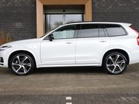 tweedehands Volvo XC90 T8 AWD Recharge R-Design | Luchtvering | 360° Camera | Harman Kardon | Head-Up Display | Polestar Engineered | 22 Inch | Full LED Meesturende koplampen | Standkachel met On Call App | Schuifdak | Stoelverwarming voor+achter | Stuurwielver