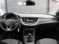 tweedehands Opel Grandland X 1.2 Turbo 130pk Online Edition / Navigatie / Parkeer sensoren V+A / Climate Control / Trekhaak / Carplay / '' vraag een vrijblijvende offerte aan ''