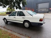 Occasion Mercedes E230 136 PK (100 kW) 1985 Wit Sedan