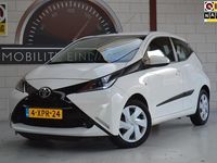 Occasion Toyota Aygo X-play 69 PK (50 kW) 2014 Wit Hatchback