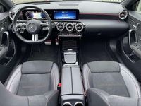 Occasion Mercedes A250 AMG line 218 PK (160 kW) 2023 Zwart Hatchback