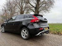 Occasion Volvo V40 190 PK (139 kW) 2018 Zwart Sedan