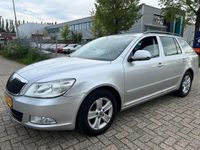 tweedehands Skoda Octavia Combi 1.6 TDI Greentech Elegance - NAVIGATIE !