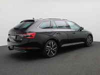 Occasion Skoda Superb LAURIN & KLEMENT 218 PK (160 kW) 2022 Zwart Stationwagen