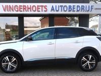 tweedehands Peugeot 3008 130 Pk * Automaat ETA8 * Luxe Allure * Navigatie * Stoelverwarming * 1/2 Leder * DodeHoek Bewaking * Keyless Start & Entree * DAB+ Radio * Parkeer Camera * L.M. Velgen * Wit Parelmoer *